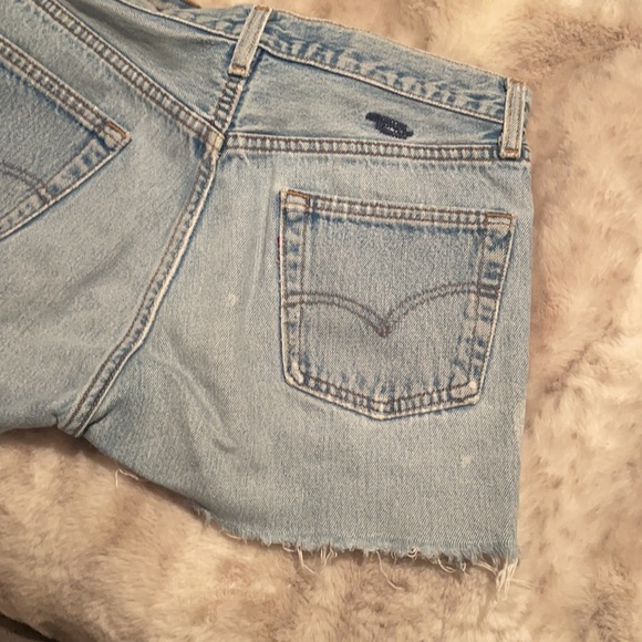 ✨denim Levi’s shorts✨ - Picture 5 of 5